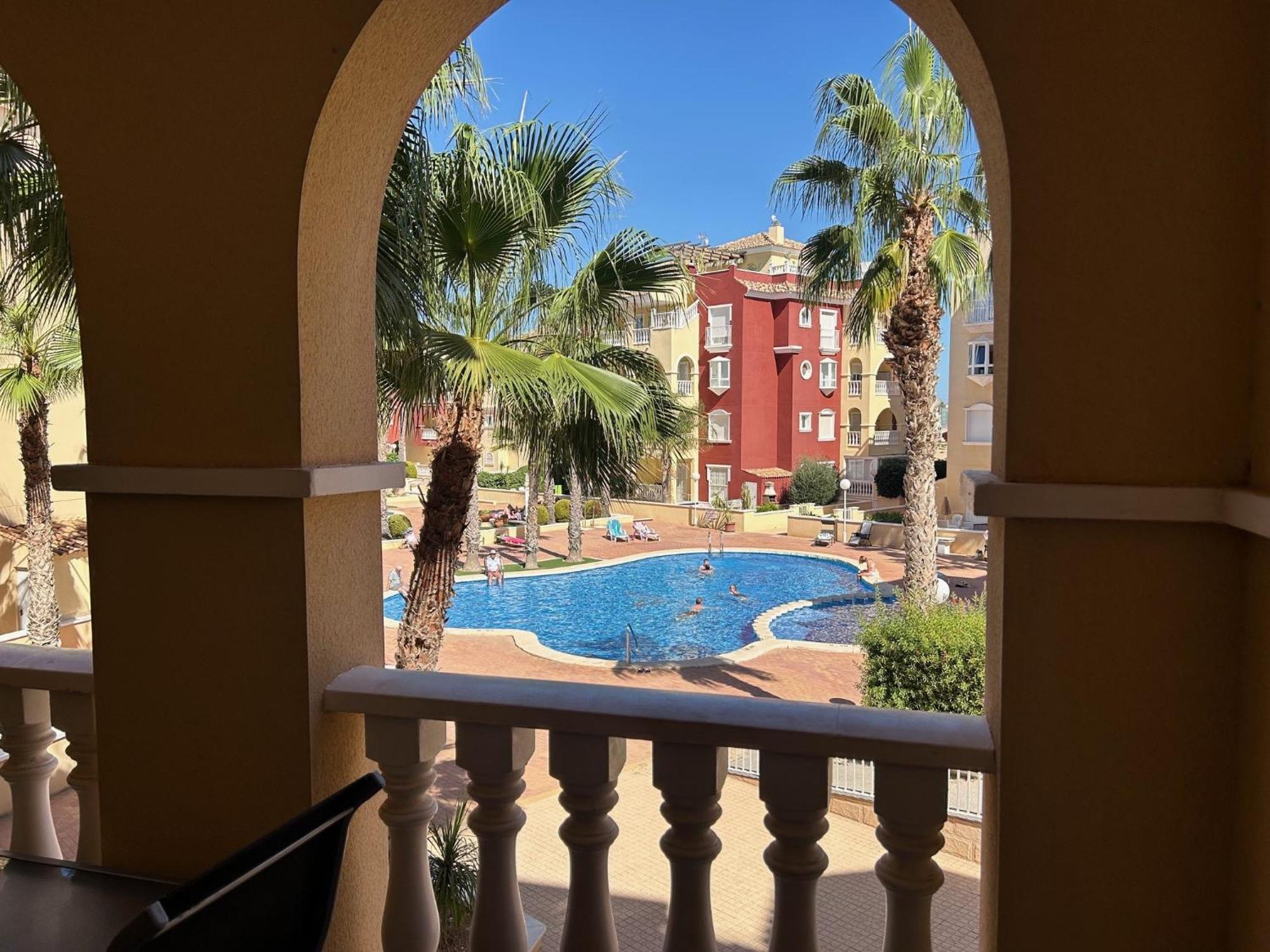 Beautiful 3 Bed, 2 Bath Modern Apartment Los Alcazares Ngoại thất bức ảnh